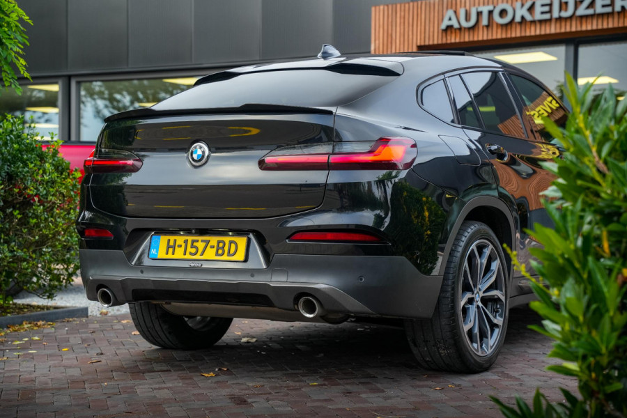 BMW X4 xDrive20i High Executive Edition Panoramadak HUD Stoelverw. Harman Kardon