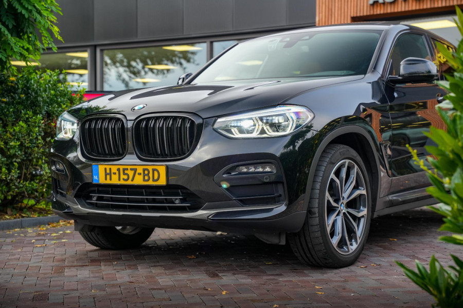 BMW X4 xDrive20i High Executive Edition Panoramadak HUD Stoelverw. Harman Kardon