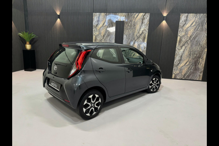 Toyota Aygo 1.0 VVT-i x-cite |Carplay|Parkeercam|LED|Airco|FULL OPTION