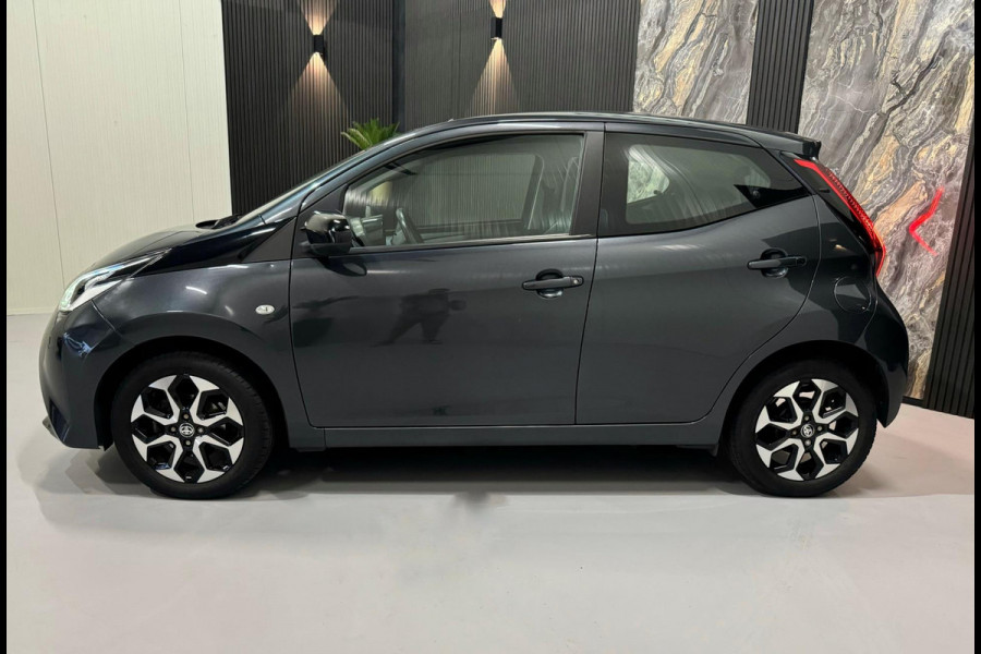 Toyota Aygo 1.0 VVT-i x-cite |Carplay|Parkeercam|LED|Airco|FULL OPTION