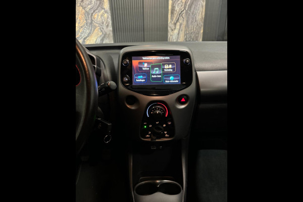 Toyota Aygo 1.0 VVT-i x-cite |Carplay|Parkeercam|LED|Airco|FULL OPTION