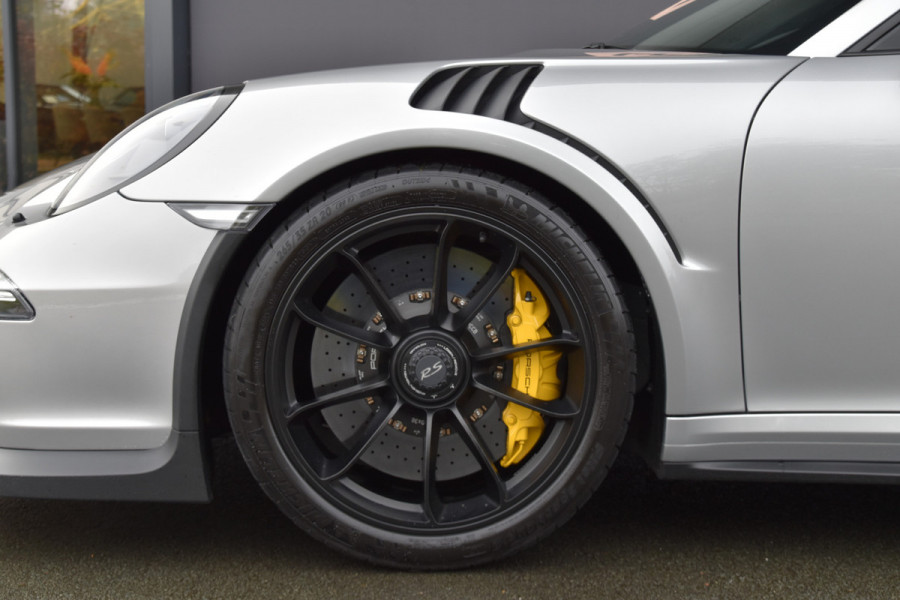 Porsche 911 GT3 RS 4.0 | KERAMISCH | LIFTING | CARBON SEATS | GT-SILVER+PPF | CLUBSPORT | CARBON KUIPSTOEL | 90L TANK | CRUISE CONTROL | SOU