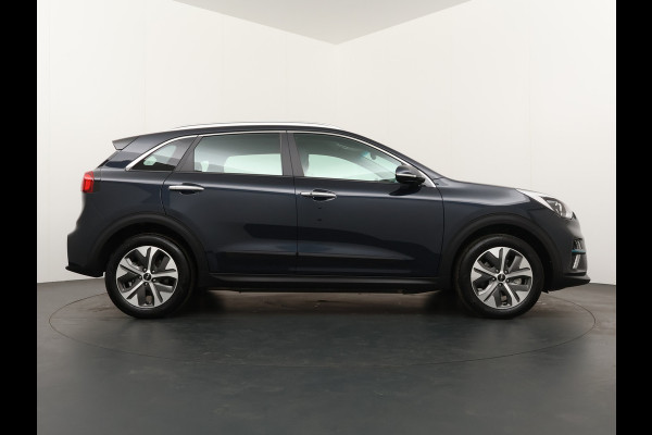 Kia e-Niro DynamicLine 64 kWh - Adaptief Control - Climate Control - Navigatie - Apple/Android Carplay - Fabrieksgarantie Tot 2029