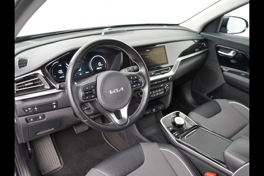 Kia e-Niro DynamicLine 64 kWh - Adaptief Control - Climate Control - Navigatie - Apple/Android Carplay - Fabrieksgarantie Tot 2029