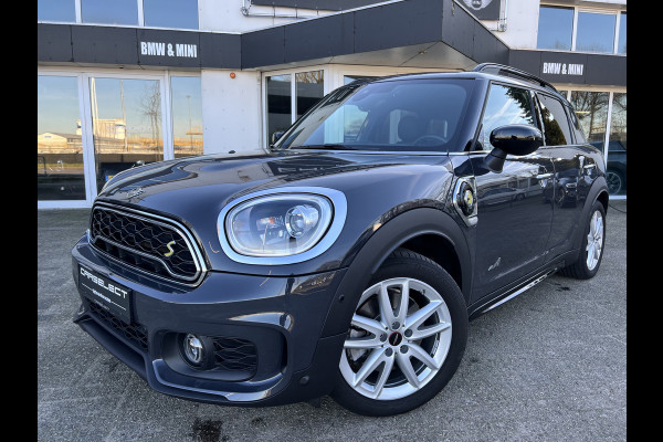 MINI Countryman Cooper SE ALL4 WORKS Yours, Harman/Kardon, Head-up, Panoramdak, LEDER, DAB-Tuner . Een proefrit levert het bewijs. Neem contact op en we maken een afspraak!