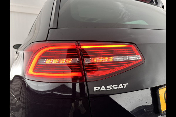 Volkswagen Passat Variant 2.0 BiTDI 4Motion Highline Executive-Pack Aut. *PANO | ADAPTIVE-CRUISE | DIGI-COCKPIT | NAVI-FULLMAP | LEDER-ALCANTARA | FULL-LED | ERGONOMIC-COMFORT-SEATS | KEYLESS | ECC | PARKPILOT | TOWBAR | 17''ALU*