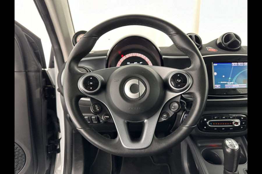 Smart Fortwo 1.0 Business Solution *NAVI-FULLMAP | VOLLEDER | AIRCO | CRUISE | PDC | COMFORT-SEATS | 15''ALU*