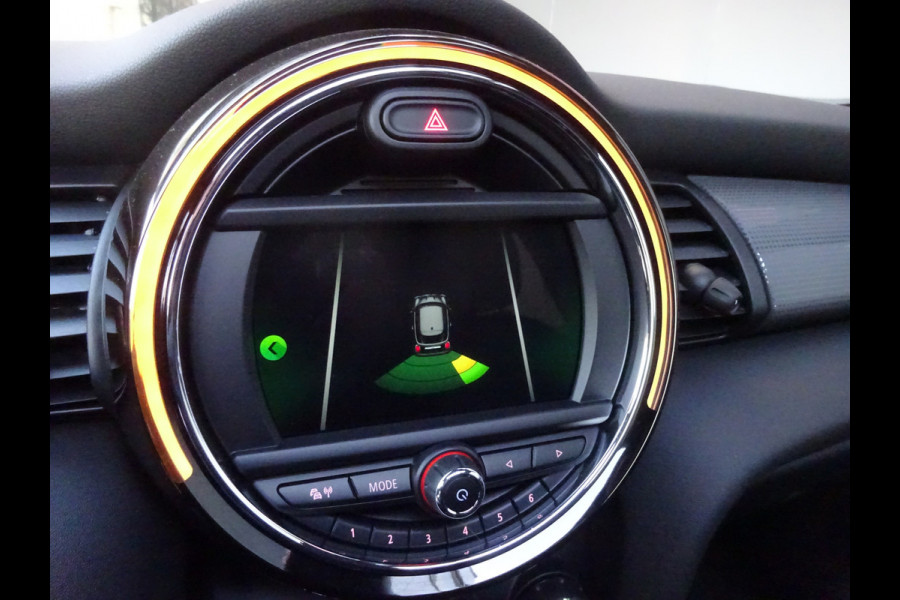 MINI Cooper 1.5 CHILI EDITION | PANORAMA DAK | NAVIGATIE | CRUISE | CARPLAY | ALL-IN!!