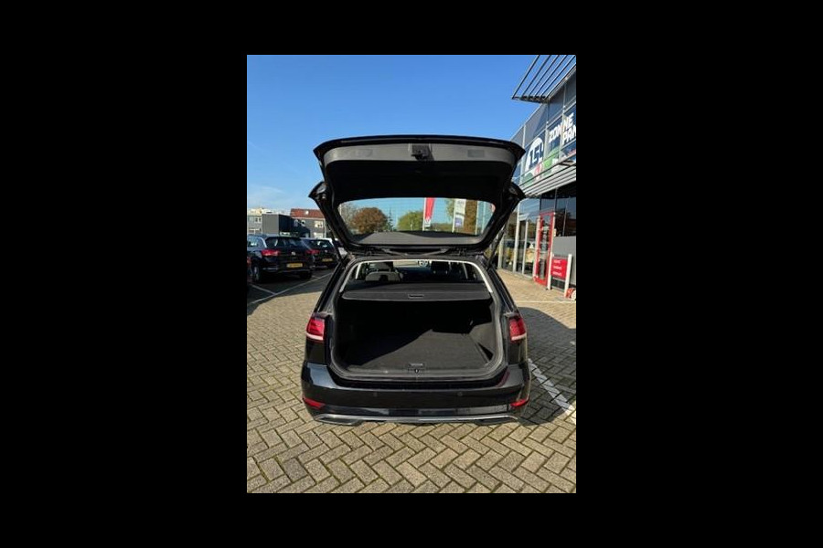 Volkswagen GOLF Variant 1.0 TSI Comfortline