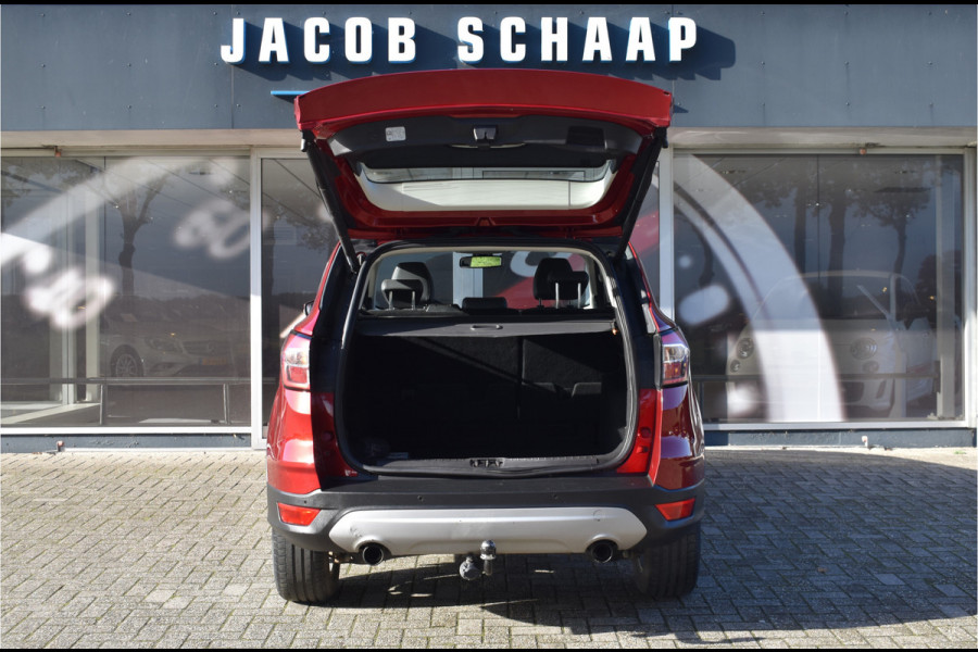 Ford Kuga 1.5 EcoBoost Titanium AWD Automaat / Navi / Clima / Trekhaak / Cruise control / Verw. Voorruit