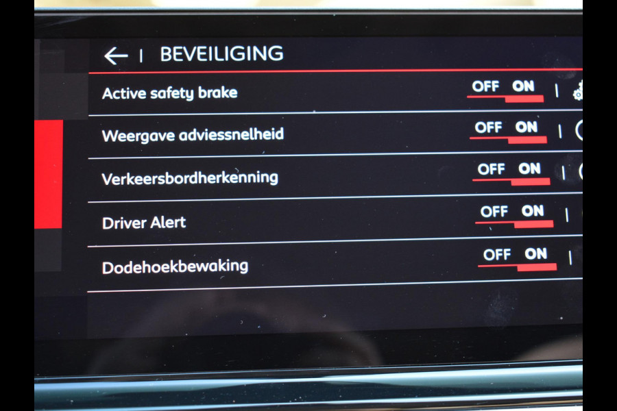 Citroën C5 Aircross Hybrid 136pk ë-DCS6 Max | Navigatie | Stoelverwarming |  Alcantara bekleding | Adaptieve Cruise Control |