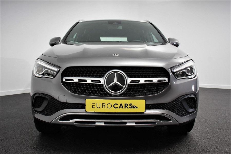 Mercedes-Benz GLA 200 Progressive Automaat DCT-7 | Navigatie | Climate control | Cruise Control | LED | Elektrische Achterklep | Lichtmetalen Velgen | Camera