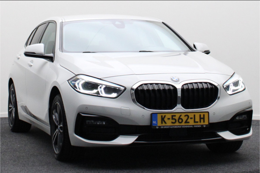 BMW 1-serie 118i Executive Edition Automaat, Apple Carplay, Sportstoelen, LED, PDC, Cruise