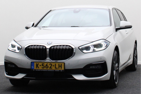 BMW 1-serie 118i Executive Edition Automaat, Apple Carplay, Sportstoelen, LED, PDC, Cruise