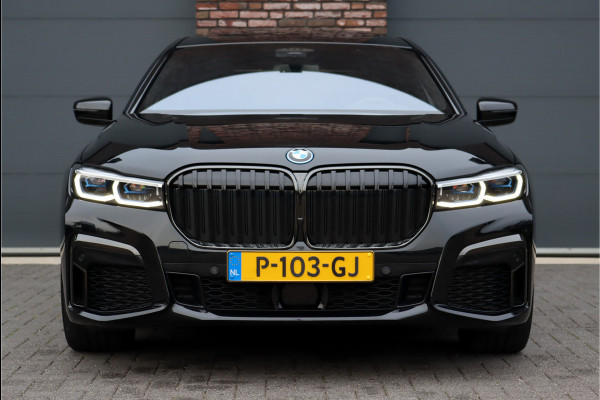 BMW 7 Serie 745Le M Sport High Executive Aut8 | Schuifdak | Luchtvering | Achterasbesturing | Adaptieve Cruise Control | Zonnescherm Zijruiten | Harman&Kardon | Verwarmd Stuurwiel | Stoelventilatie | Soft-Close | HUD | Laserl