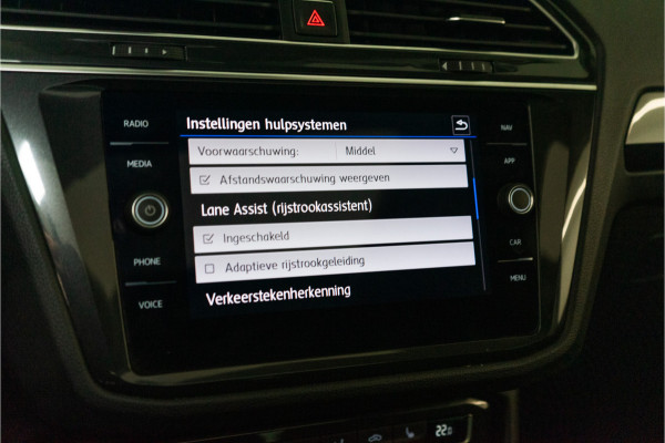 Volkswagen Tiguan 1.4 TSI 4Motion Highline R-Line NL AUTO+NAP | Pano | Trekhaak | Carplay | Garantie!