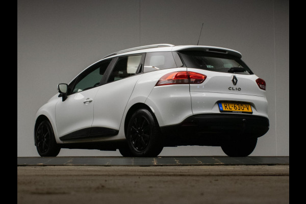 Renault Clio Estate 1.5 dCi Ecoleader Zen Sport (NAVI,LED,CRUISE,AIRCO,SPORTSTOELEN,GETINT,BLACK/WHITE,NETTESTAAT)