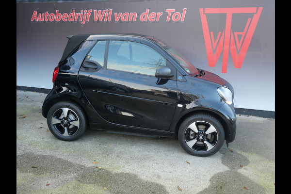 Smart EQ fortwo CABRIO | 22 KW SNELLADEN | CRUISE | CLIMA | 6.500 KM!! | SUBSIDIE MOGELIJK!!