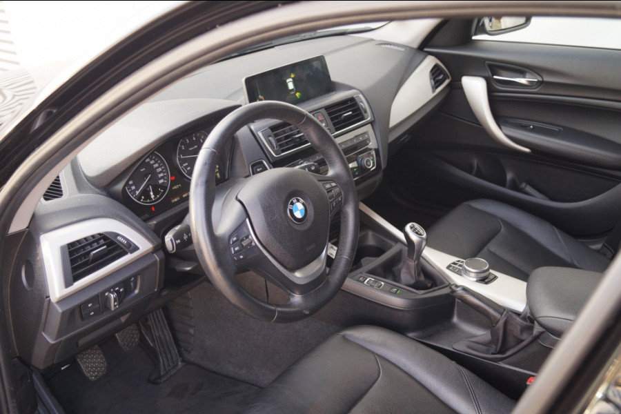 BMW 1-serie 116i High Executive -LEER-ECC-LED-PDC-NAVI-