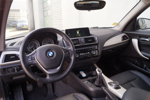 BMW 1-serie 116i High Executive -LEER-ECC-LED-PDC-NAVI-