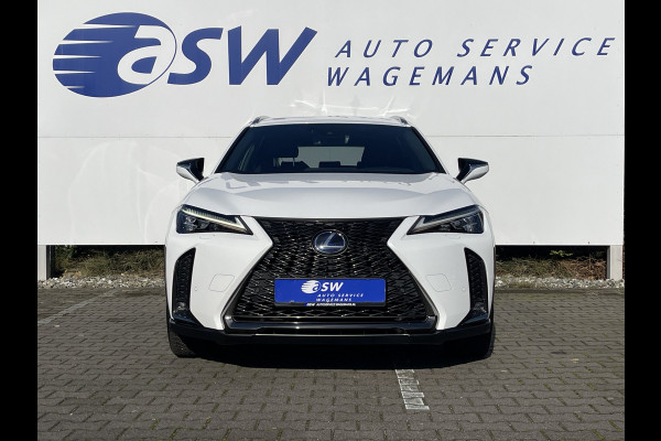 Lexus UX 250h F Sport Line | CarPlay | Camera | LED | ACC | DAB+ | 18 inch