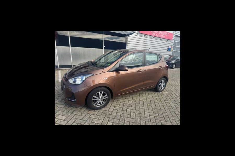 Hyundai i10 1.0i Comfort / 31-12-2019! / 1e eigenaar / lm velgen/ navi