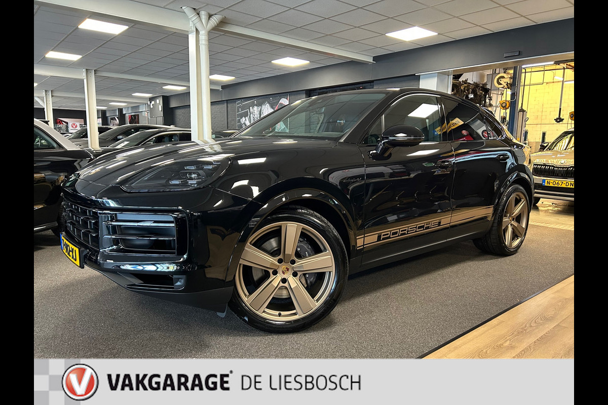 Porsche Cayenne Coupé 3.0 E-Hybrid Nieuw model / Leder / 3 beeldschermen / 22 inch / sportchrono