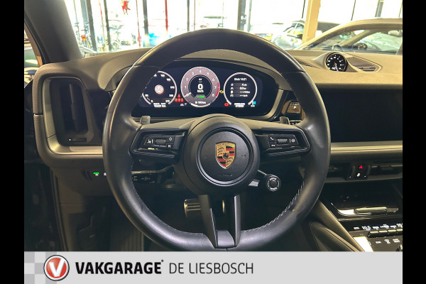 Porsche Cayenne Coupé 3.0 E-Hybrid Nieuw model / Leder / 3 beeldschermen / 22 inch / sportchrono