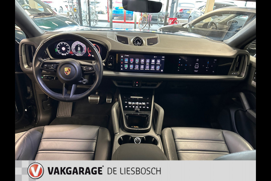 Porsche Cayenne Coupé 3.0 E-Hybrid Nieuw model / Leder / 3 beeldschermen / 22 inch / sportchrono