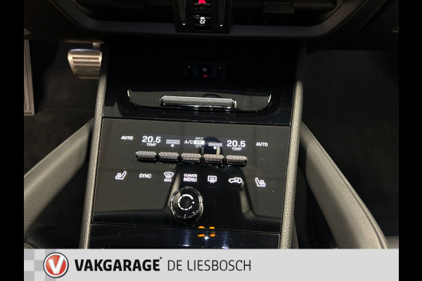 Porsche Cayenne Coupé 3.0 E-Hybrid Nieuw model / Leder / 3 beeldschermen / 22 inch / sportchrono