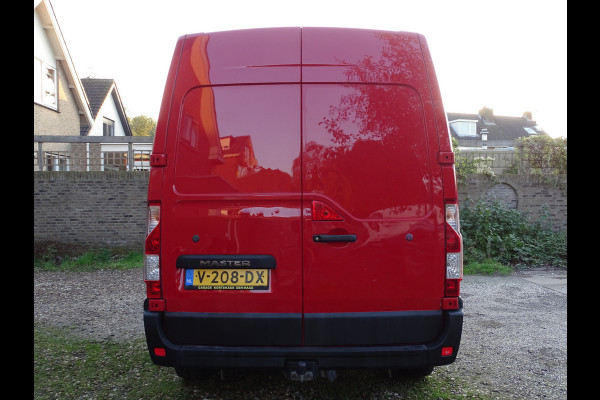 Renault Master T35 2.3 dCi L2H2