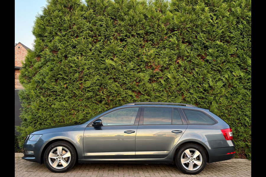 Škoda Octavia Combi 1.5 TSI Sport CarPlay Trekhaak