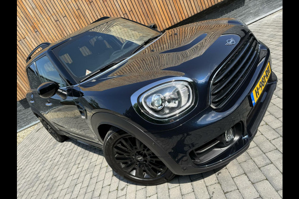 MINI Countryman 1.5 Cooper Chili Automaat | Leer | Keyless entry | Climate Control | Navigatiesysteem | Apple CarPlay | LED verlichting | Getint