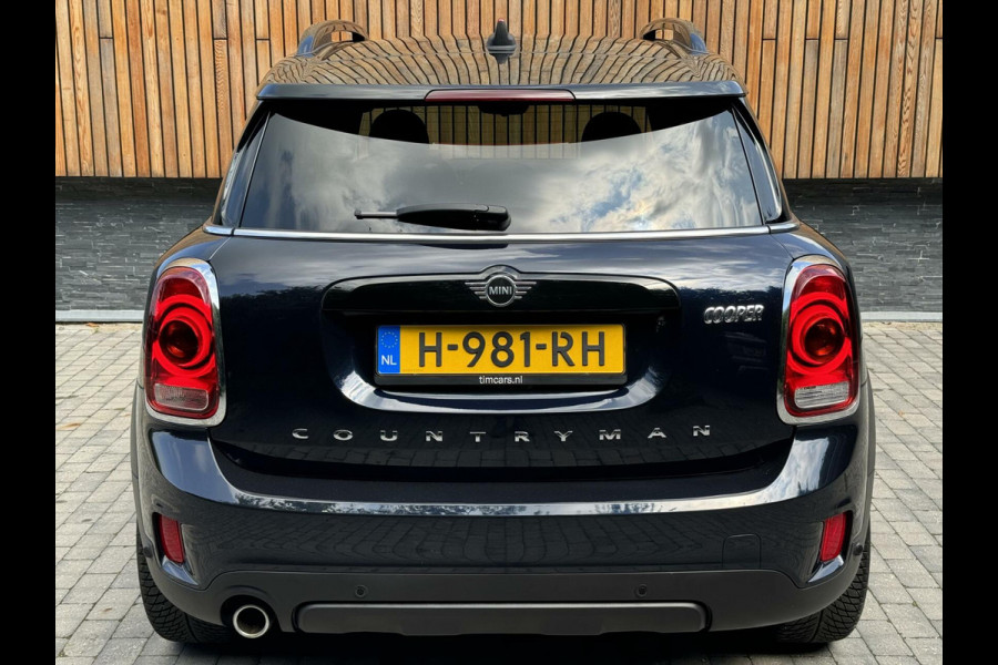 MINI Countryman 1.5 Cooper Chili Automaat | Leer | Keyless entry | Climate Control | Navigatiesysteem | Apple CarPlay | LED verlichting | Getint