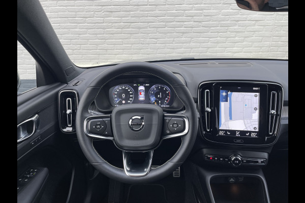 Volvo XC40 2.0 B4 AWD R-Design | Navi | Memory | Camera | CarPlay | LED | DAB+ | 18 inch