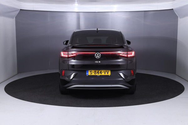 Volkswagen ID.5 Pro 77 kWh 204 pk | Private lease vanaf € 598,- pm | Navigatie | Parkeersensoren (Park assist) | Achteruitrijcamera | Adaptieve cruise control | Stoelverwarming |