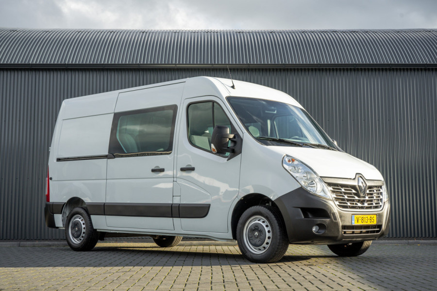 Renault Master **2.3 dCi L2H2 | Airco | Cruise | Navigatie | R-Link | DC | 5-Persoons**