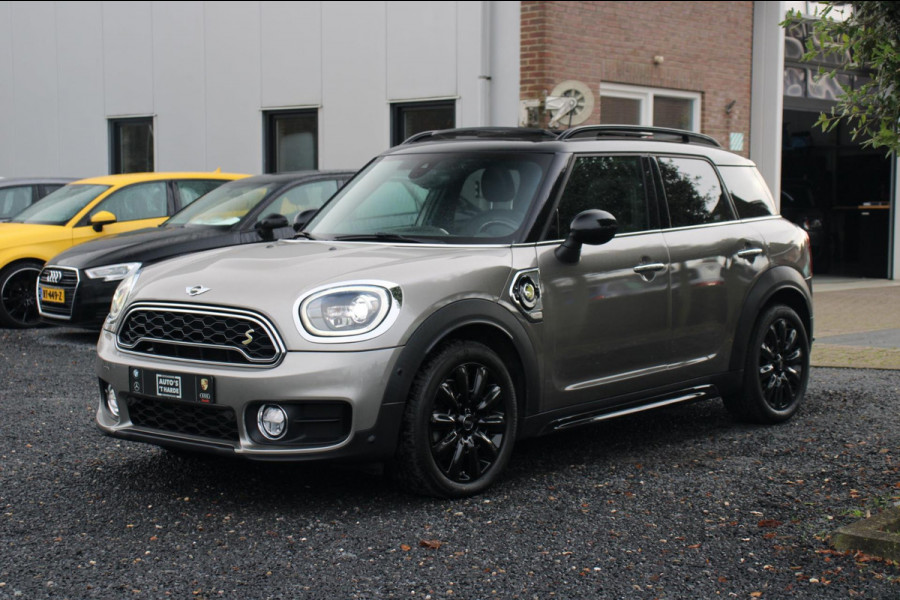 MINI Countryman 2.0 Cooper S E ALL4 Chili 225 PK ACC Pano Keyless Camera LED App-Connect PDC 18''