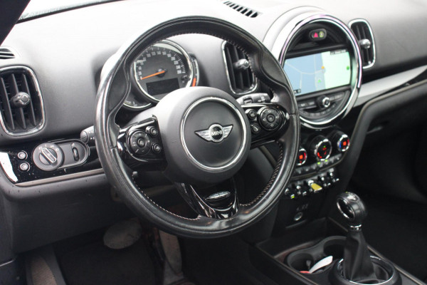 MINI Countryman 2.0 Cooper S E ALL4 Chili 225 PK ACC Pano Keyless Camera LED App-Connect PDC 18''