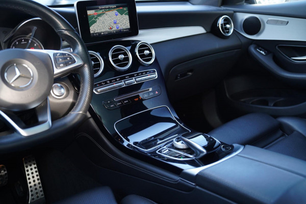 Mercedes-Benz GLC 250 4MATIC Edition 1 | Panorama | Stoelverwarming | Adaptieve Cruise | Luxe leder | Lane Assist | Camera