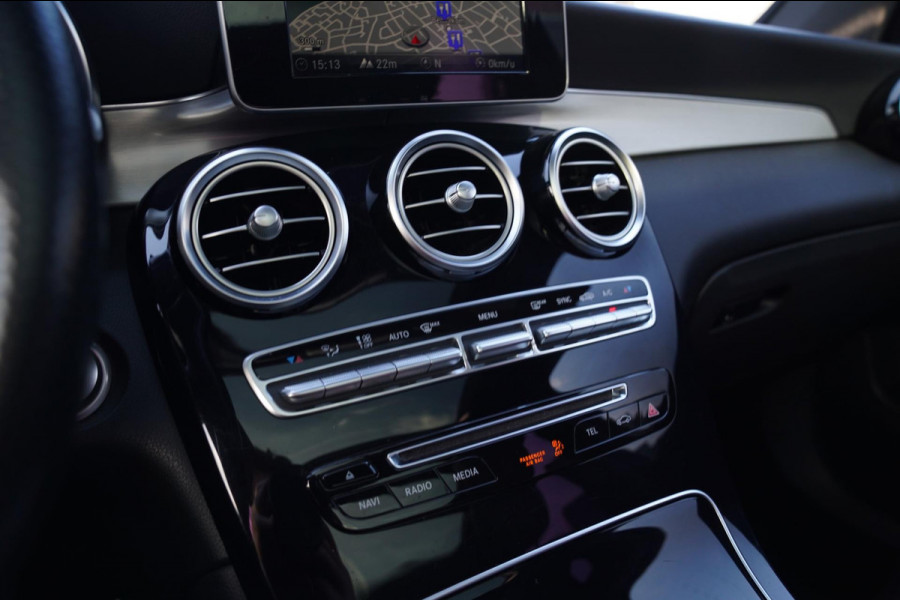 Mercedes-Benz GLC 250 4MATIC Edition 1 | Panorama | Stoelverwarming | Adaptieve Cruise | Luxe leder | Lane Assist | Camera