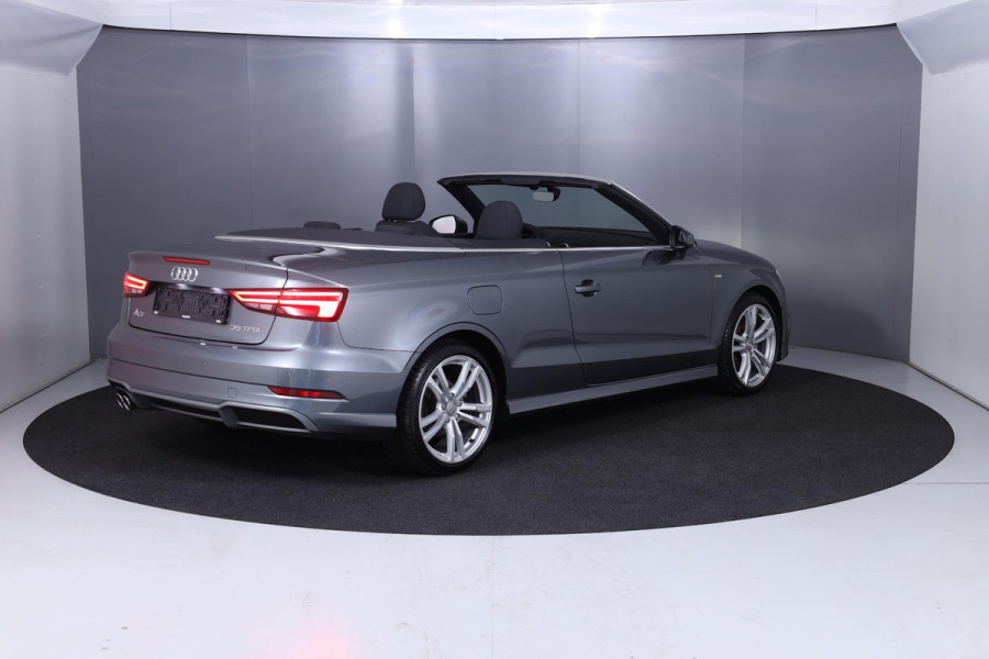 Audi A3 Cabriolet 35 TFSI CoD Advance Sport S-Line 150 pk S-tronic | Navigatie via App | Parkeersensoren achter | Nekverwarming | Stoelverwarming | Adaptieve cruise control |