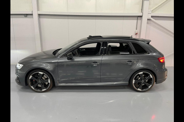 Audi RS 3 SPORTBACK 2.5 TFSI RS 3 quattro