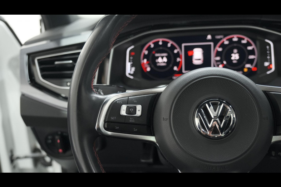 Volkswagen Polo 2.0 TSI GTI | Panoramadak | 250 PK Ferry Monster Autosport | Camera | Apple Carplay