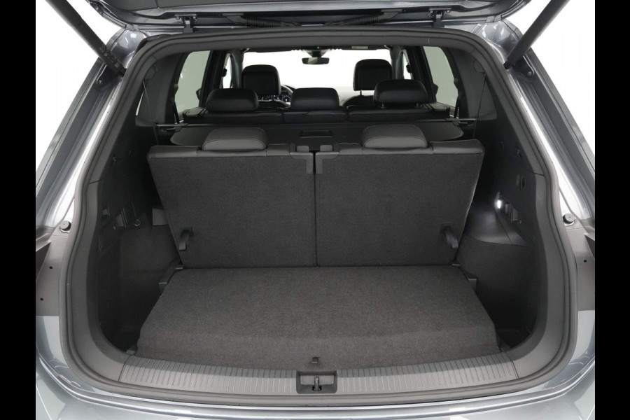 Volkswagen Tiguan Allspace 1.5 TSI 150pk DSG R Line 7p. Navigatie Trekhaak Virtual Cockpit Acc 62