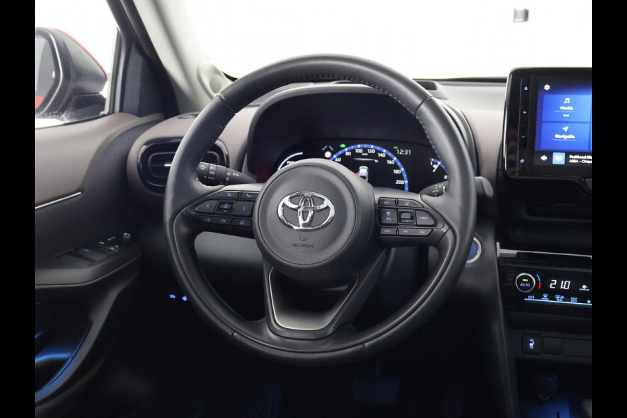 Toyota Yaris Cross 1.5 Hybrid Executive Pack | Navigatie | Panoramadak | Stuur-/Stoelverwarming | Kofferklep Elektrisch |