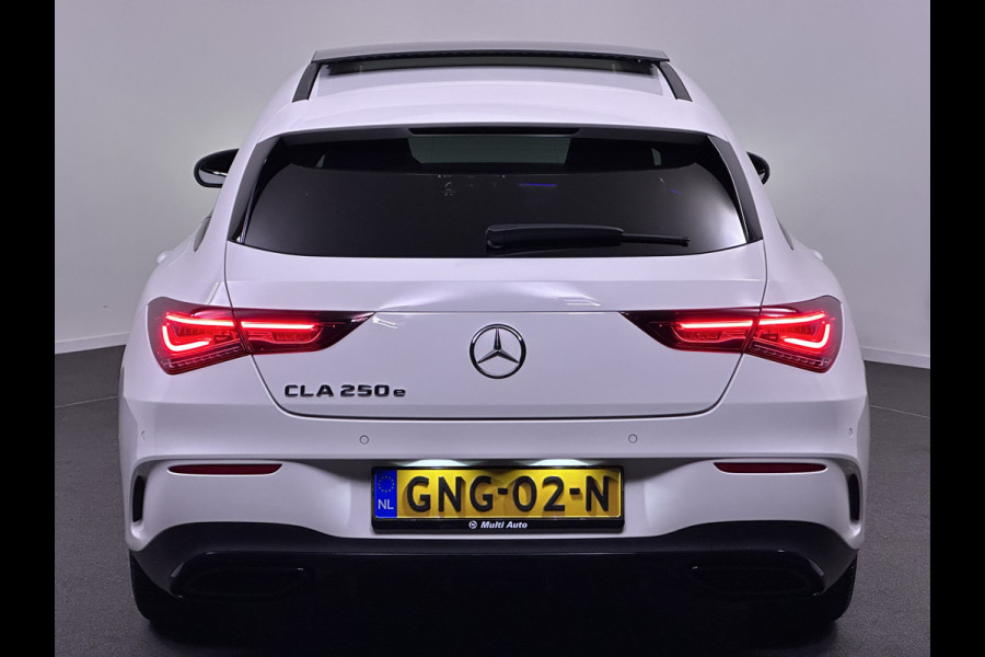 Mercedes-Benz CLA-Klasse Shooting Brake 250 e AMG Night Pakket Plug in Hybrid 218pk PHEV | Panodak | Widescreen Navi MBUX |  Alcantara Sportstoelen | Sfeerverlichting | Apple Carplay  | Camera |