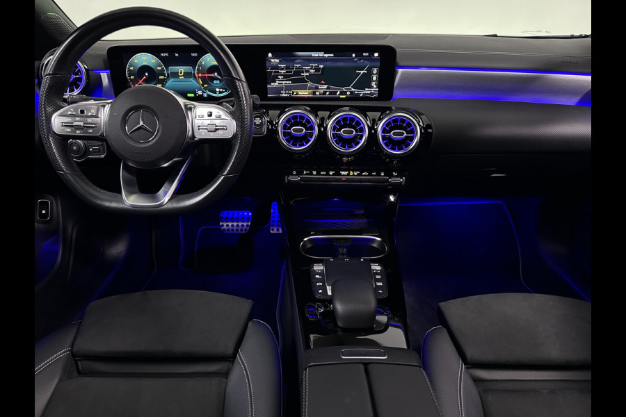 Mercedes-Benz CLA-Klasse Shooting Brake 250 e AMG Night Pakket Plug in Hybrid 218pk PHEV | Panodak | Widescreen Navi MBUX |  Alcantara Sportstoelen | Sfeerverlichting | Apple Carplay  | Camera |