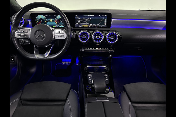 Mercedes-Benz CLA-Klasse Shooting Brake 250 e AMG Night Pakket Plug in Hybrid 218pk PHEV | Panodak | Widescreen Navi MBUX |  Alcantara Sportstoelen | Sfeerverlichting | Apple Carplay  | Camera |