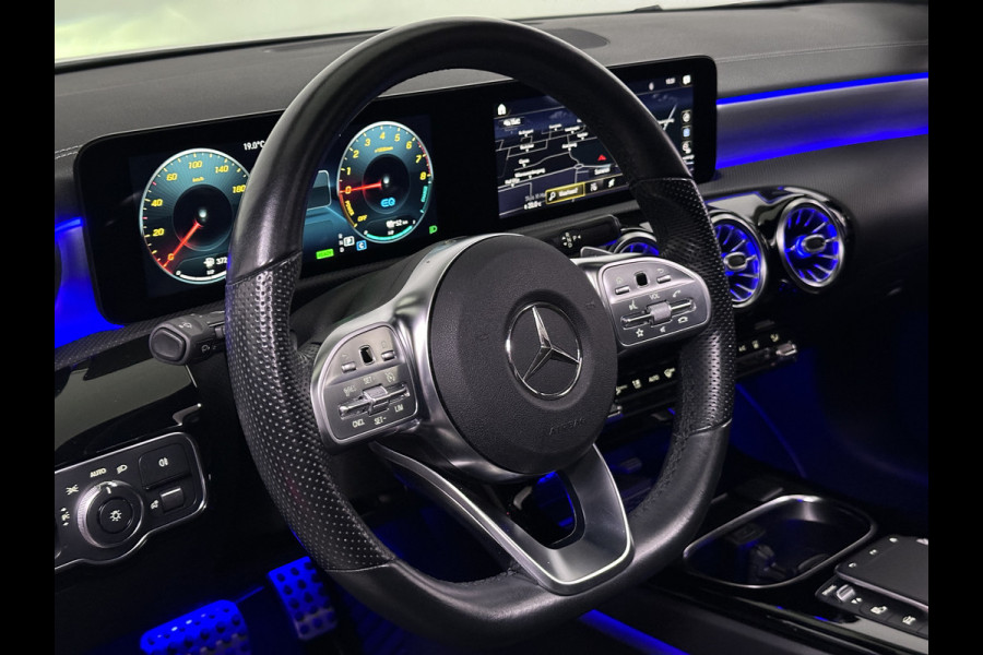 Mercedes-Benz CLA-Klasse Shooting Brake 250 e AMG Night Pakket Plug in Hybrid 218pk PHEV | Panodak | Widescreen Navi MBUX |  Alcantara Sportstoelen | Sfeerverlichting | Apple Carplay  | Camera |